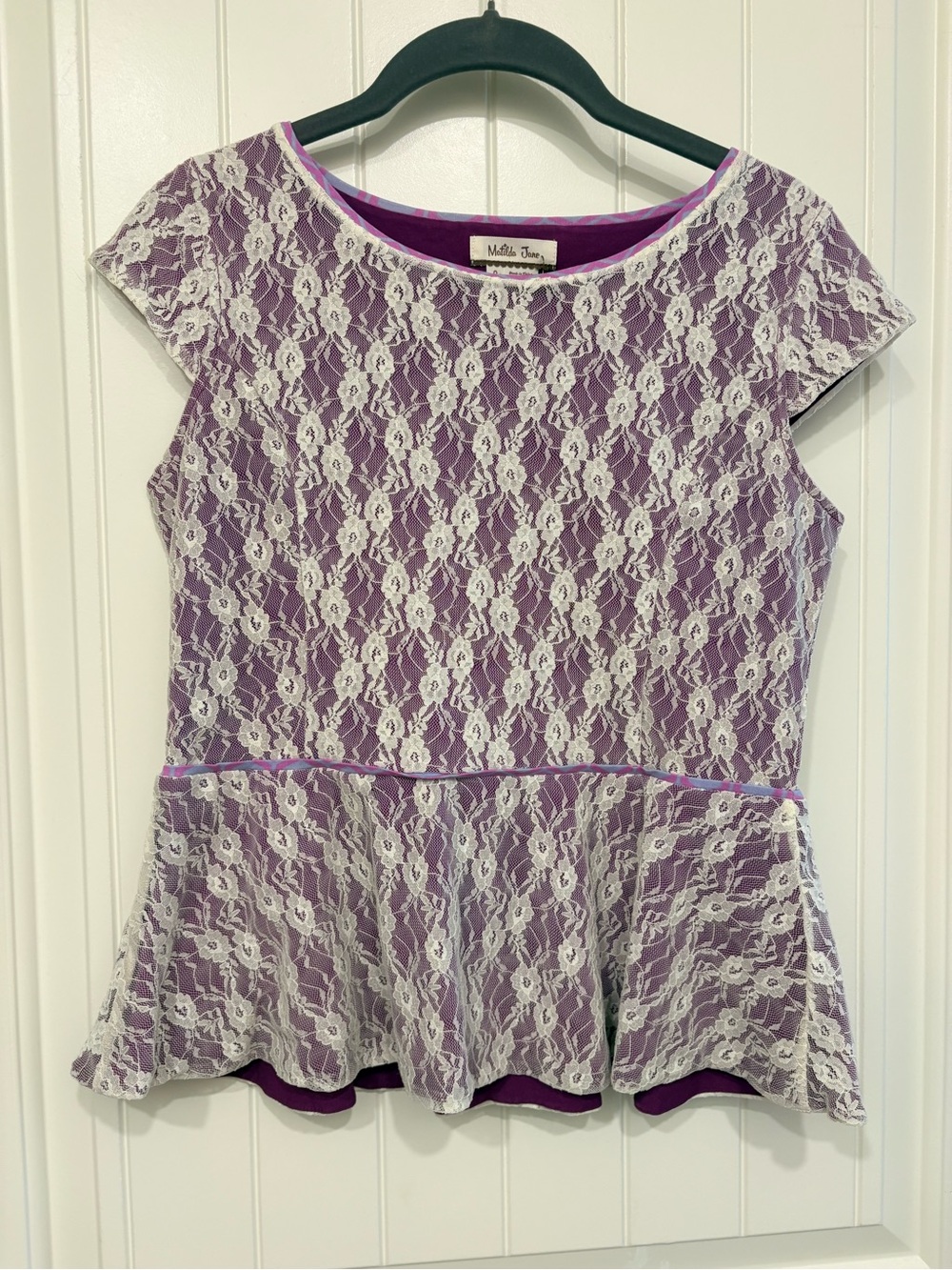 Matilda Jane NWT Purple Lace Peplum Blouse Size Small Short Sleeve